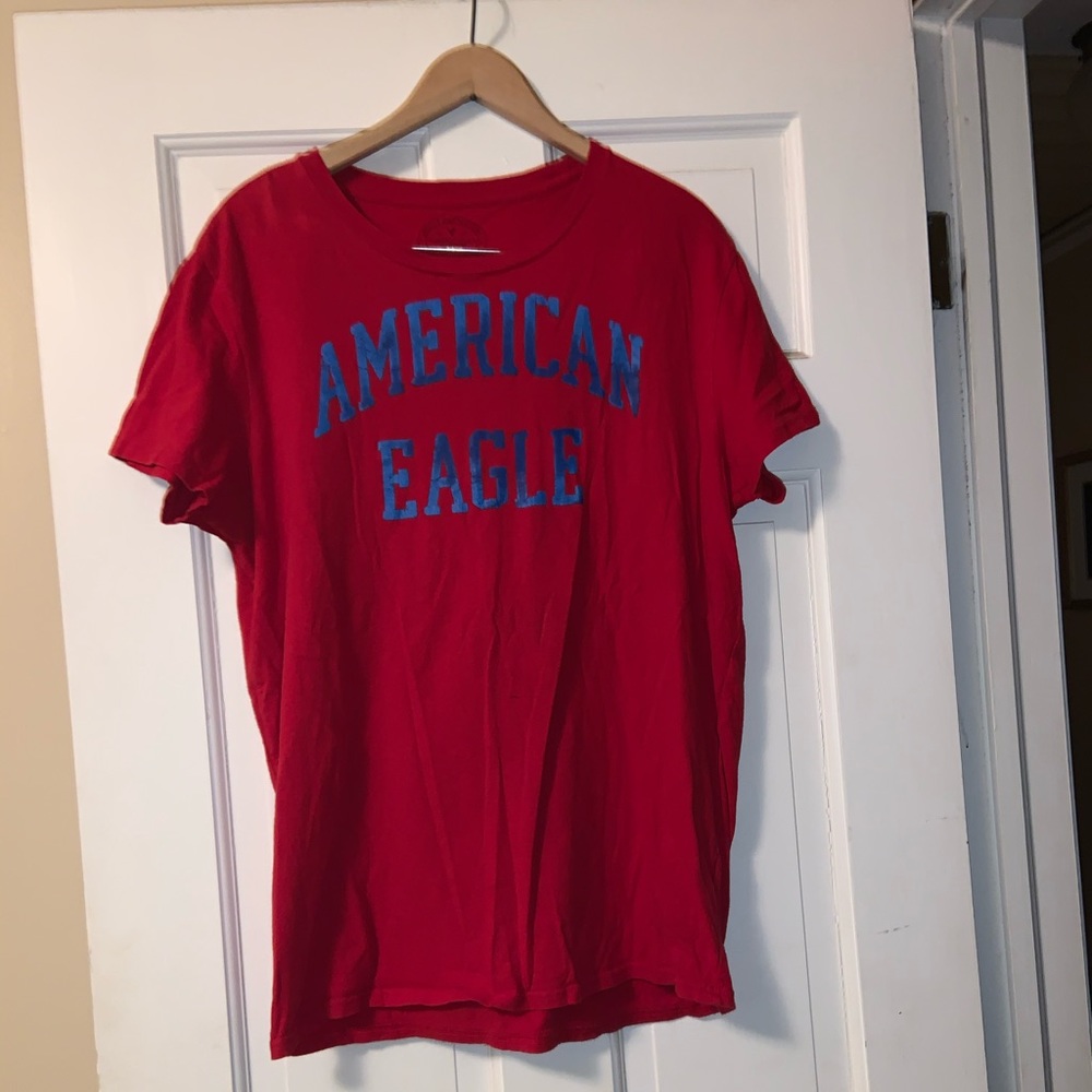 American Eagle red and blue t-shirt